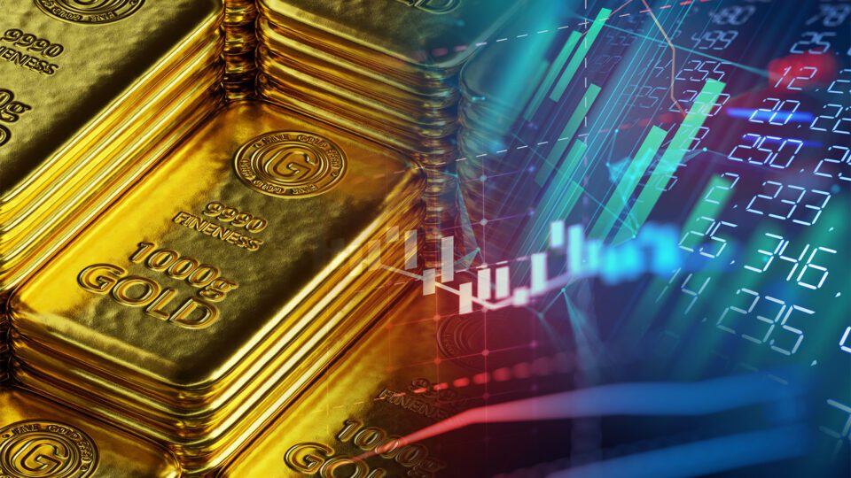 Gold Jumps Above $2,000 on Israel Conflict and US Debt Troubles
