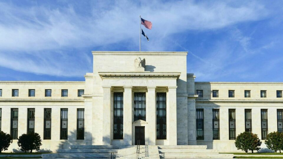 How the Federal Reserve’s Interest Rate Cut Impacts Gold Investors